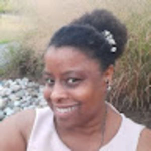 Meet your Posher, Ayesha